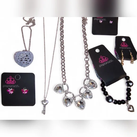 Paparazzi Heart Jewelry Lot ❤️ 10 Pieces | Necklaces, Earrings & Bracelets - Picture 2 of 3